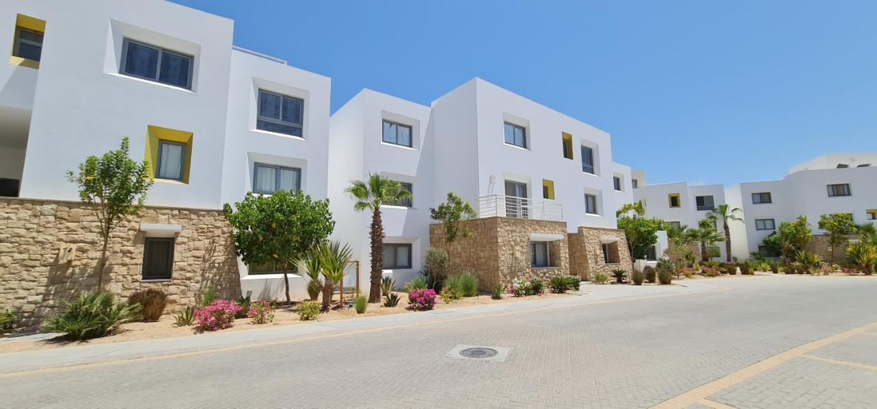 El Gouna Swan Lake Apartment フルガダ エクステリア 写真