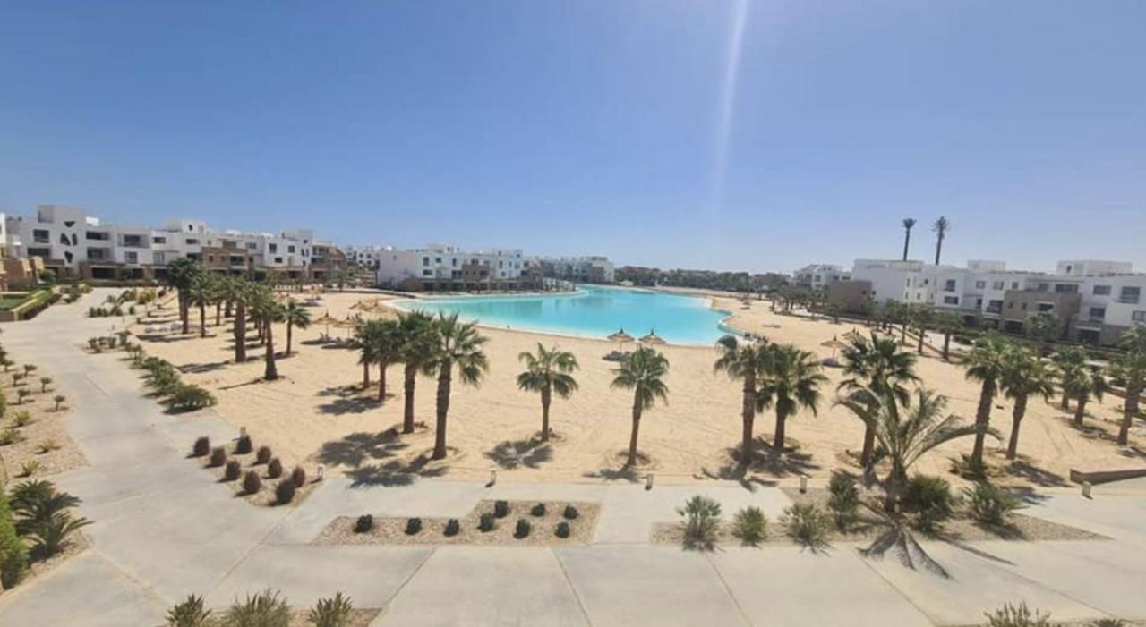 El Gouna Swan Lake Apartment フルガダ エクステリア 写真