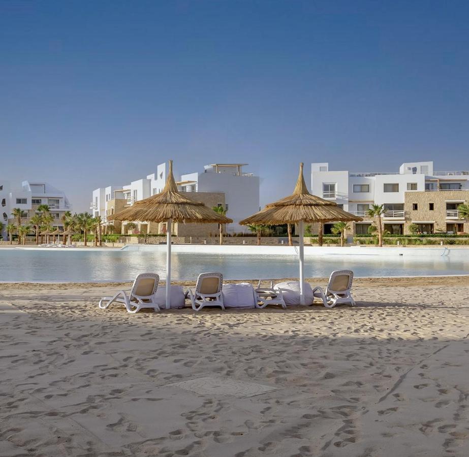 El Gouna Swan Lake Apartment フルガダ エクステリア 写真